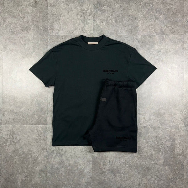 Essentials Dark Limo Set